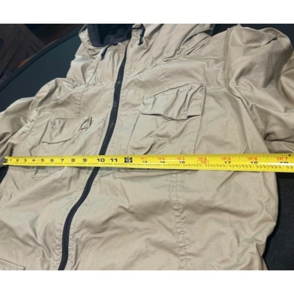 Bench UK Winter Hooded Tan Jacket Removable Inner Gray Hoodie NWT - Size L (10) - Picture 15 of 16